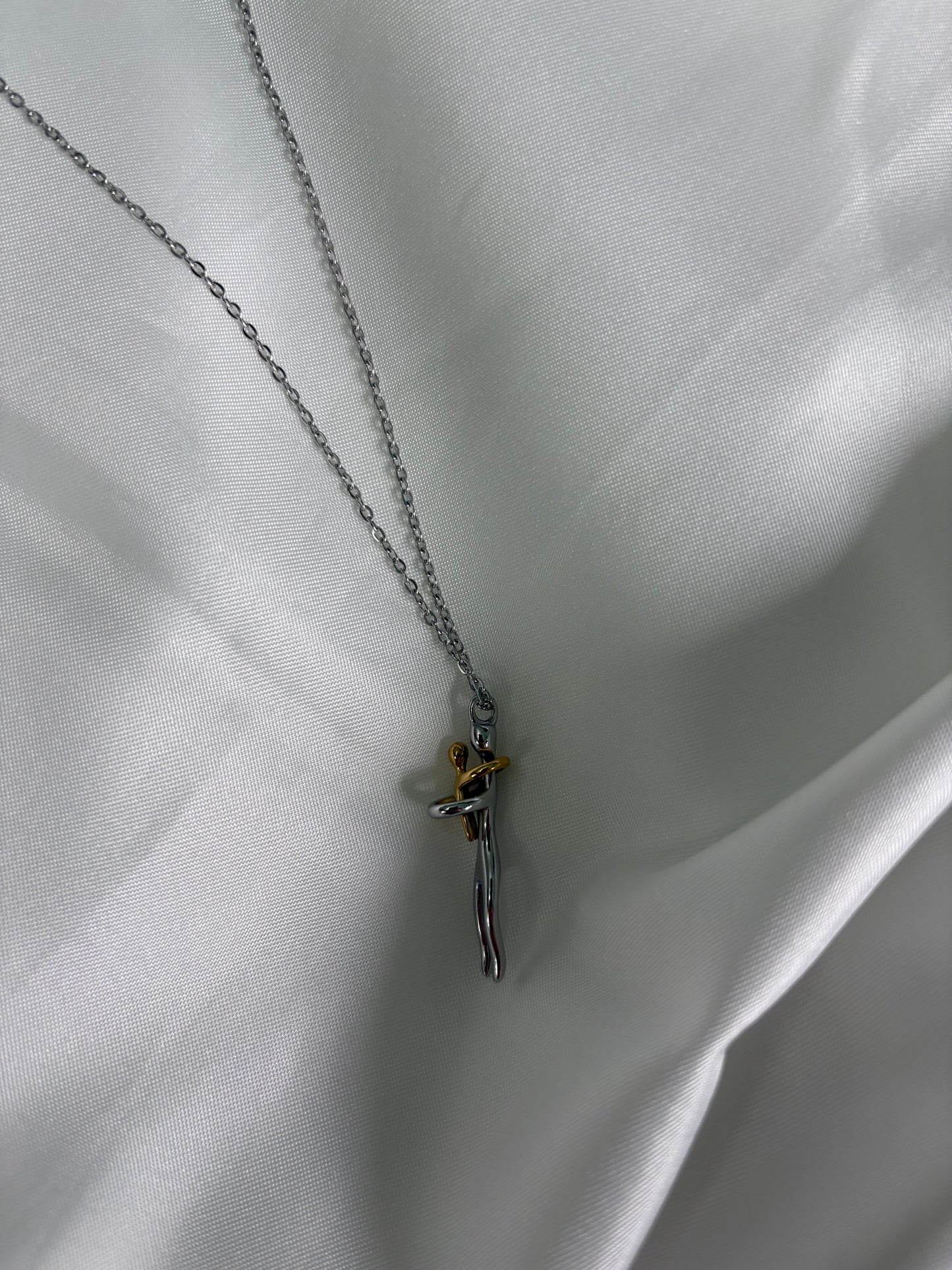 Collana Abbraccio