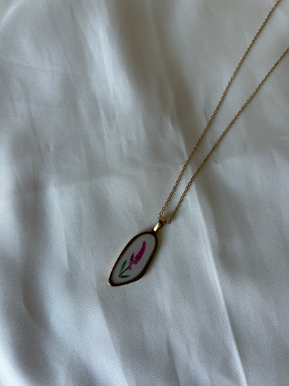 Collana Chai