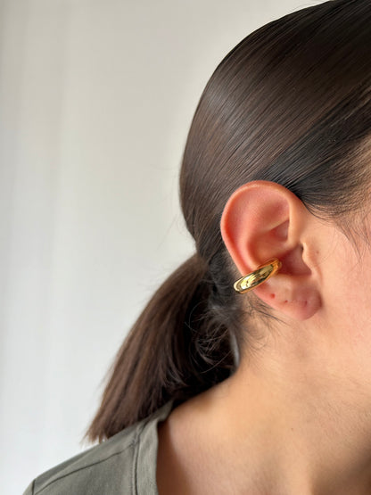 Earcuff Bomba Medium Oro